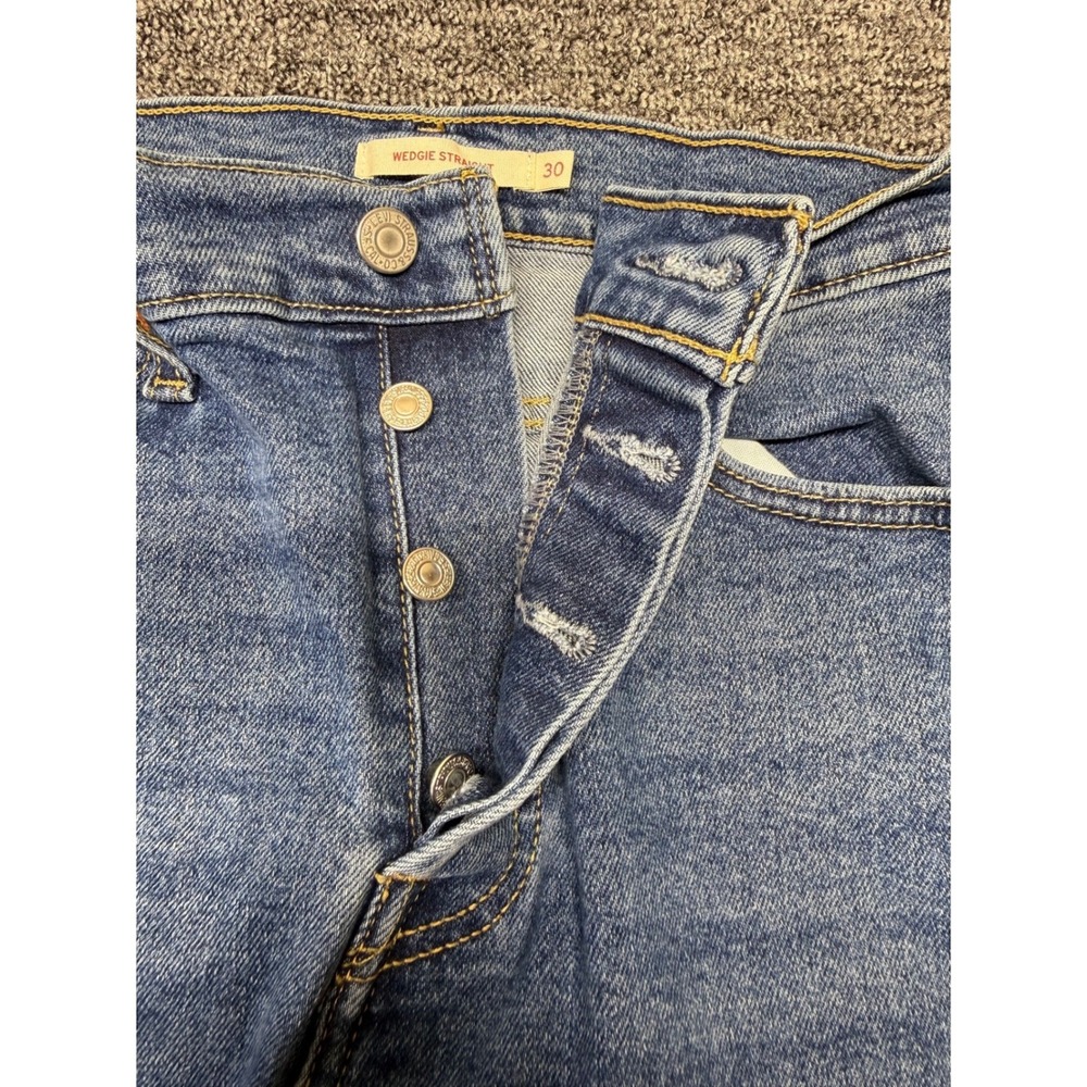 Levis Wedgie Straight High Rise Blue Jeans Medium Wash Button Fly 30x28 - Picture 3 of 9